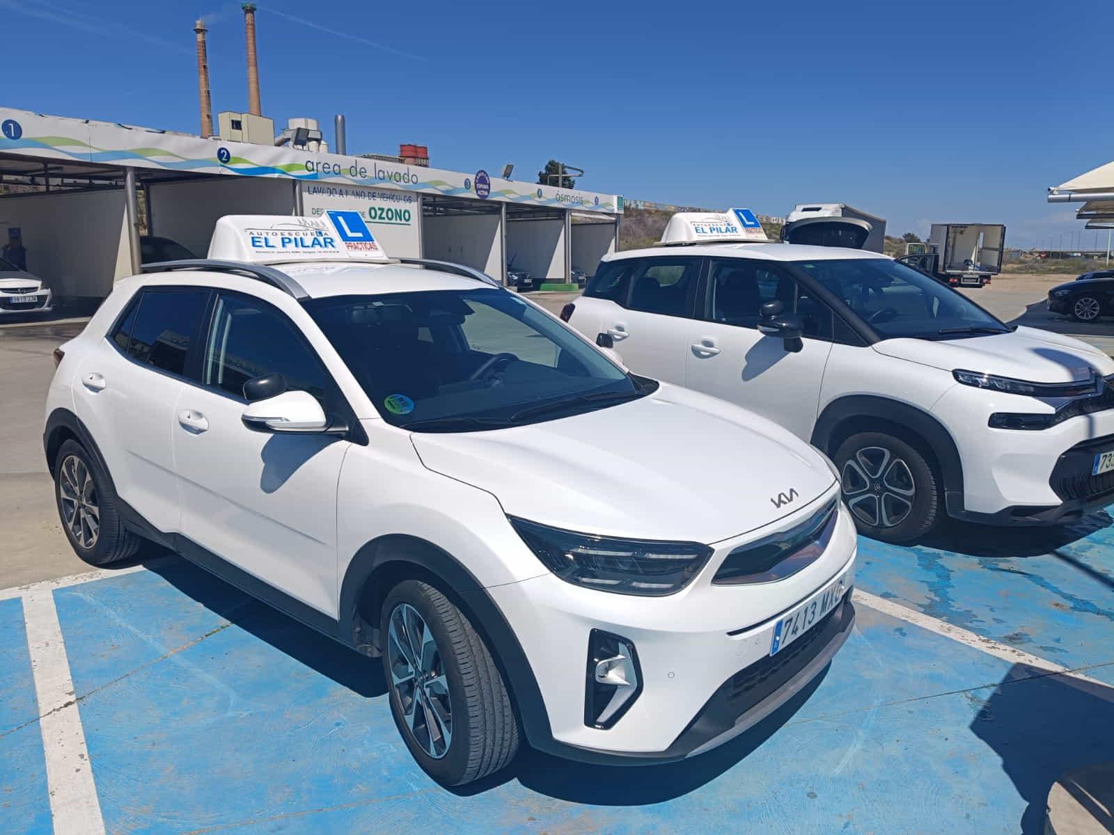 Flota de la autoescuela el pilar Zaragoza